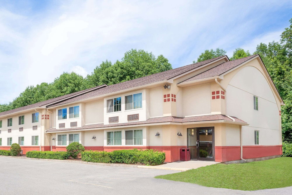Hotel Super 8 By Wyndham Oneonta/Cooperstown
