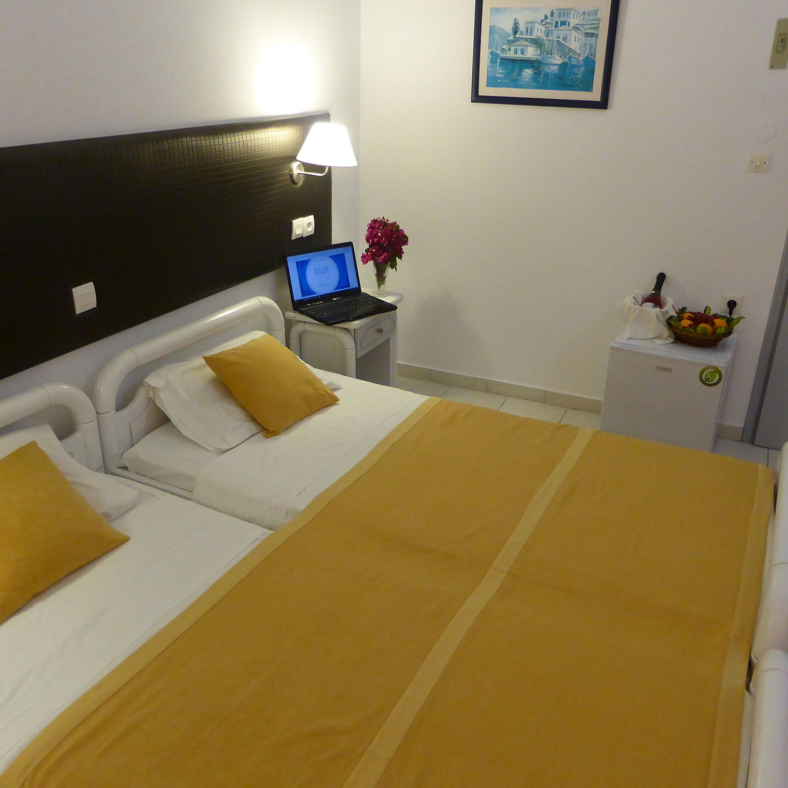 Blue Nest Hotel