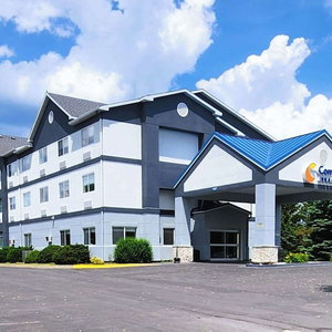 Hotel Comfort Inn & Suites Liverpool - Syracuse cazare Liverpool