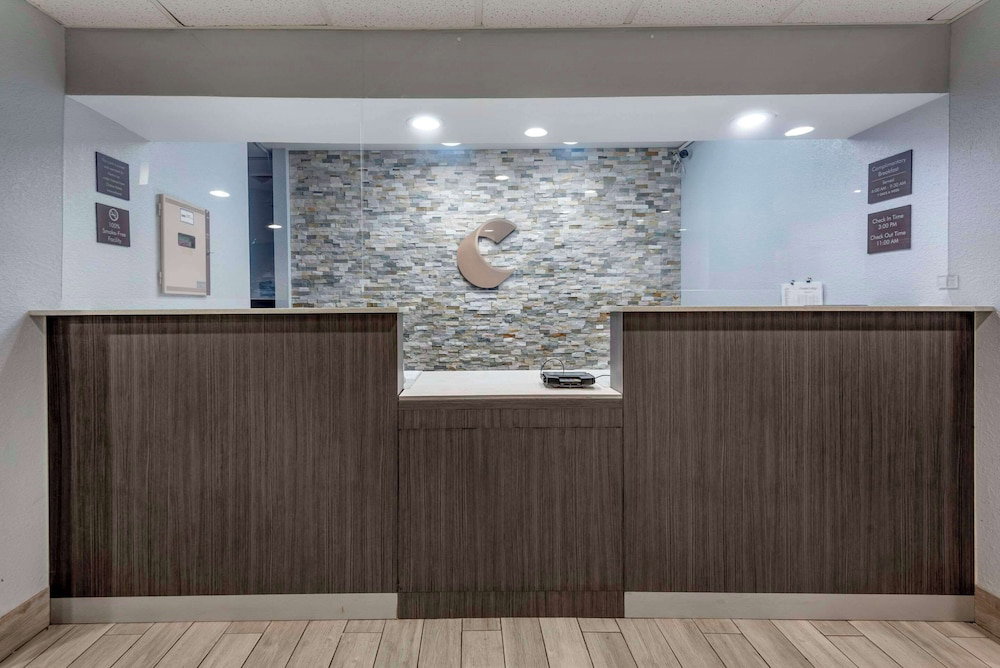 Comfort Inn & Suites Liverpool - Syracuse