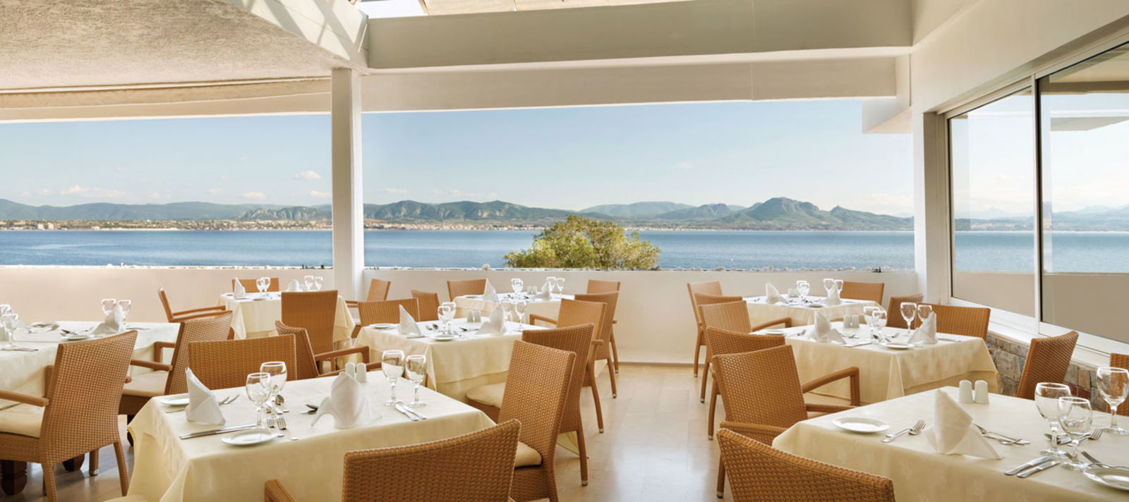 Hotel Ramada Loutraki Poseidon Resort