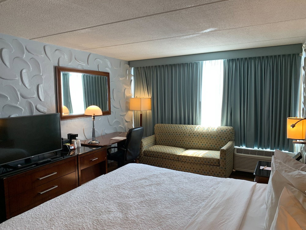 Albany Airport Inn