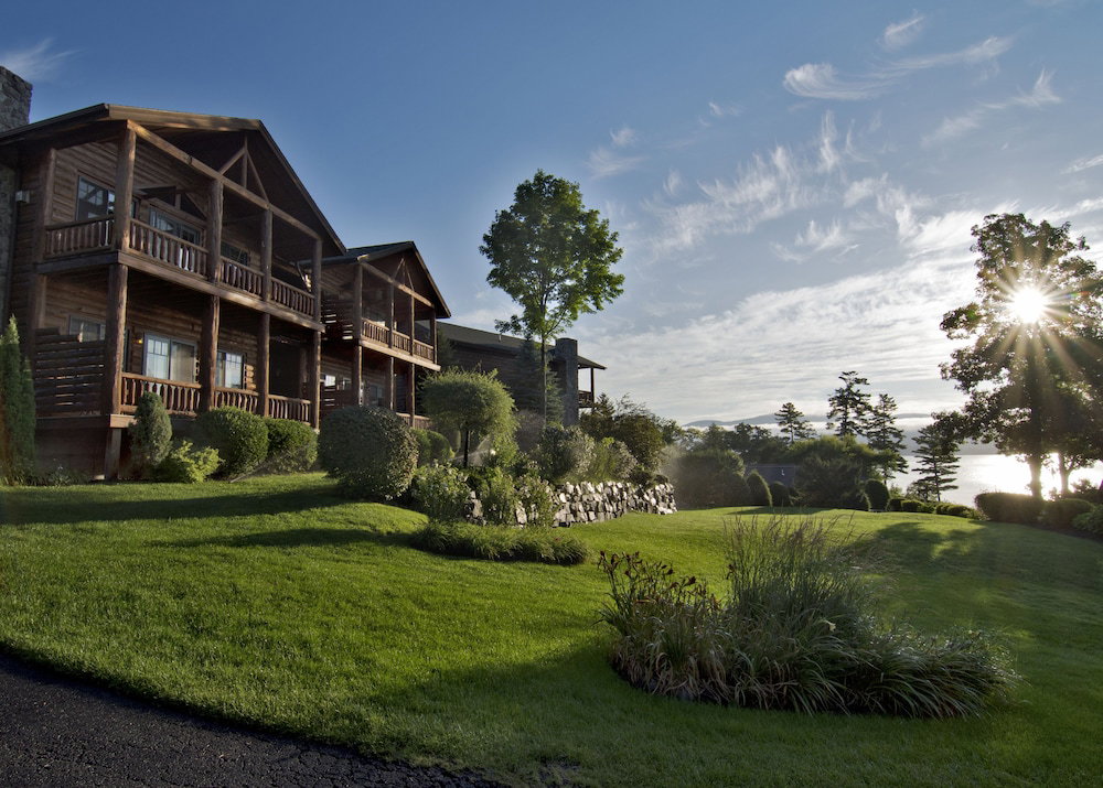 Hotel Lodges At Cresthaven