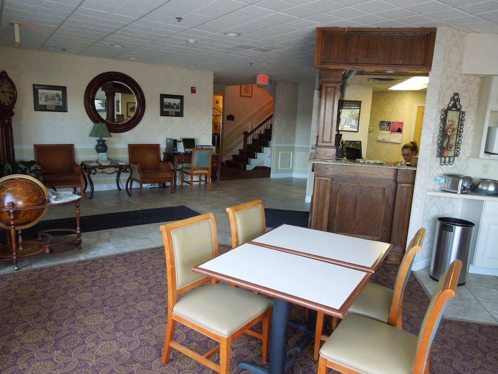 Super 8 By Wyndham Albany