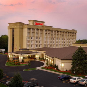 Hotel Rochester Airport Marriott cazare Navarre