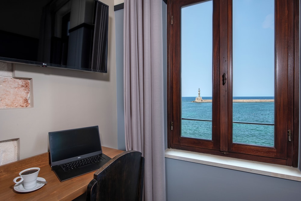 dal travel Mosaic Venetian Harbour Suites