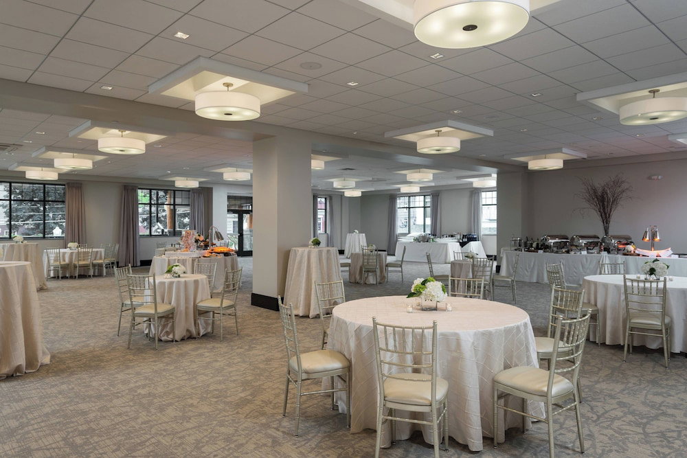 Courtyard By Marriott Lake George