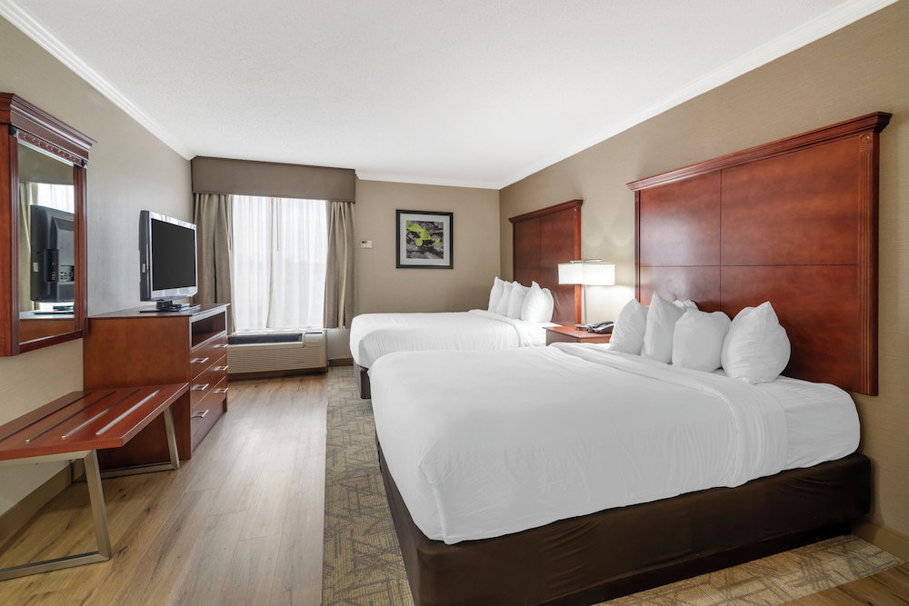 Syracuse Grand
