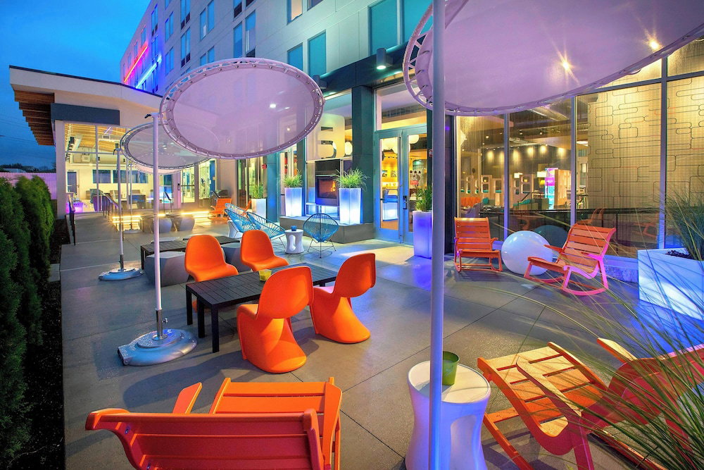 Hotel Aloft By Marriott Buffalo Airport