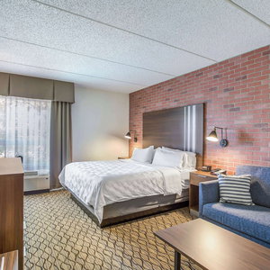 Hotel Burrstone Inn, An Ascend Collection Hotel cazare Utica