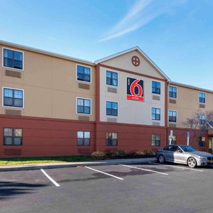 Hotel Studio 6 Corporate Extended Stay Rochester Henrietta Ny cazare Navarre