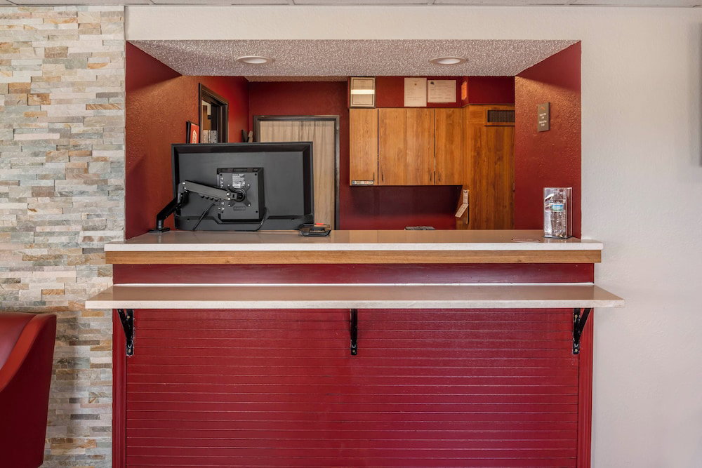 Hotel Red Roof Inn Queensbury