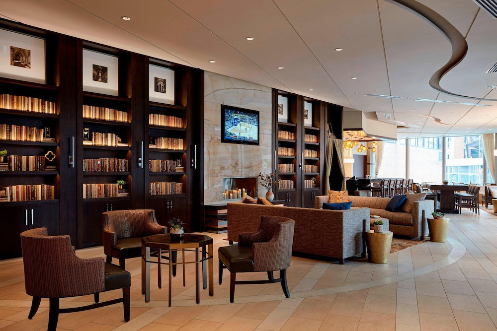 Hotel Ithaca Marriott Downtown On The Commons