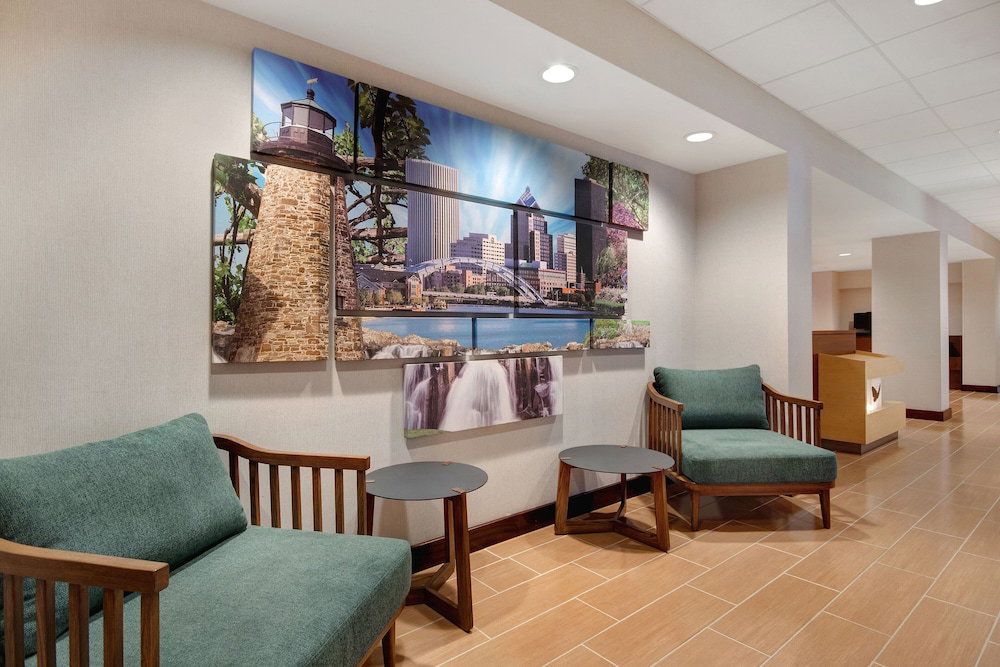 Fairfield Inn & Suites By Marriott Rochester West/Greece