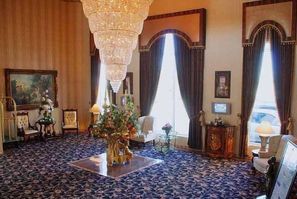 Garden Place Hotel