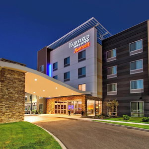Hotel Fairfield Inn & Suites Plattsburgh cazare Plattsburgh