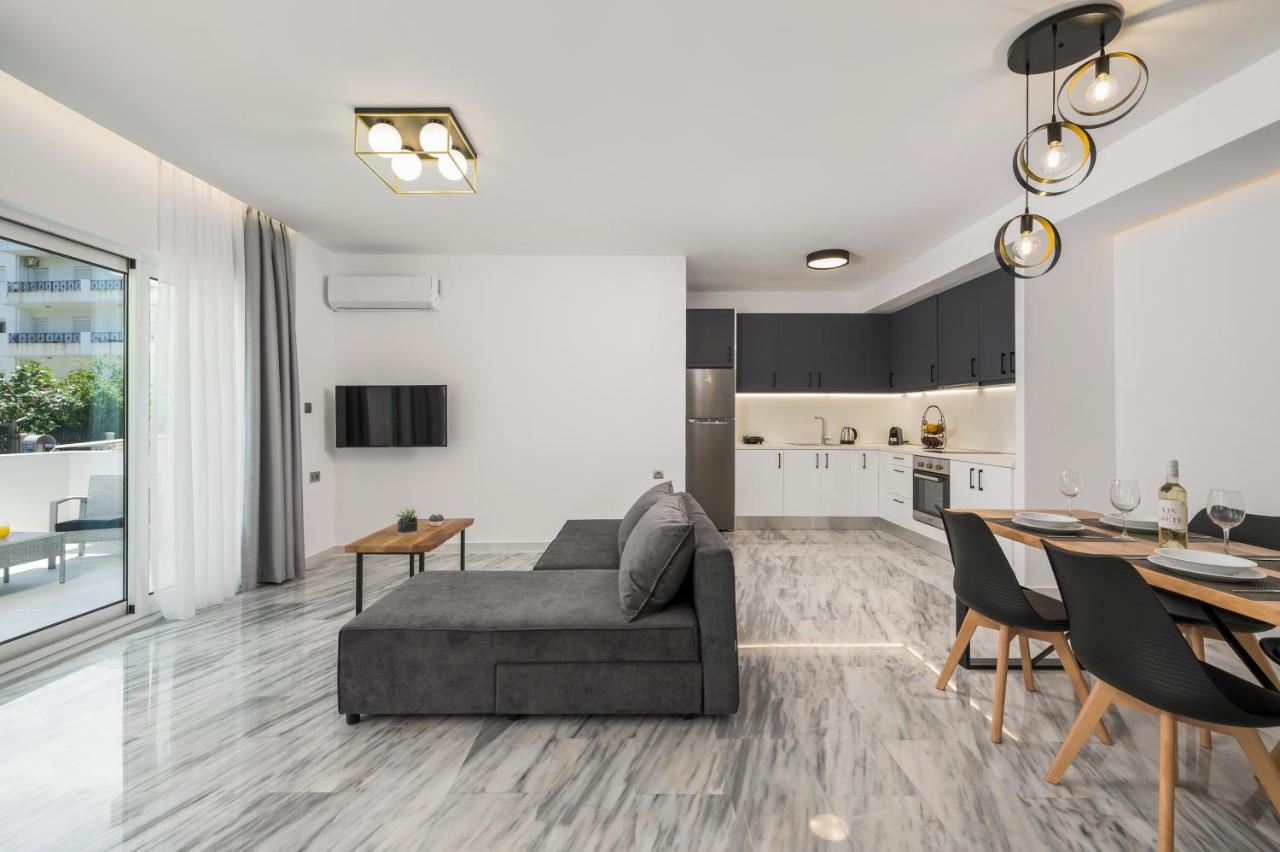 dal travel Quarters Luxury Apts