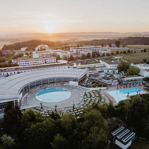 Hotel 4*S Hotel Spa Resort Geinberg cazare Geinberg