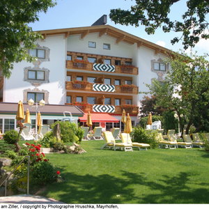 Hotel Landgut Zapfenhof cazare Zell am Ziller