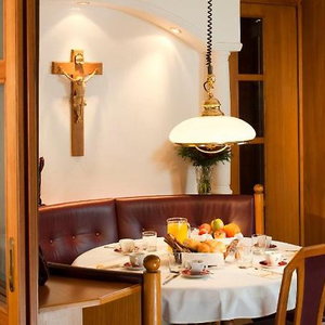 Hotel Eggerbräu cazare Imst