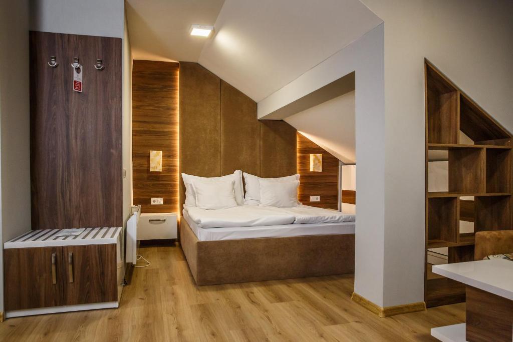 Hotel Casa Karina Bansko - Half Board & All Inclusive
