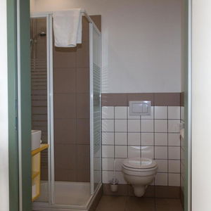 Hotel Winrooms Motel - Appartments cazare Wiener Neustadt