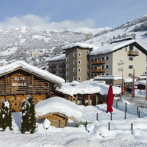 Hotel Alpenparks Hotel & Apartment Montana Matrei cazare Matrei in Osttirol