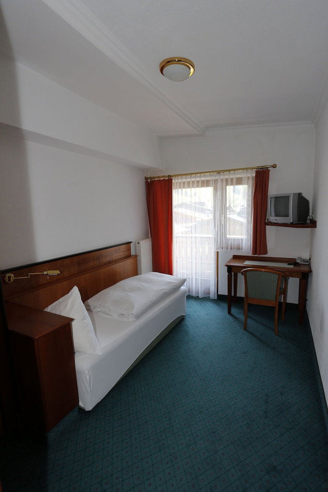Hotel Edelweiß