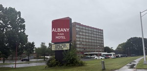 Hotel Albany Plaza Hotel cazare West End