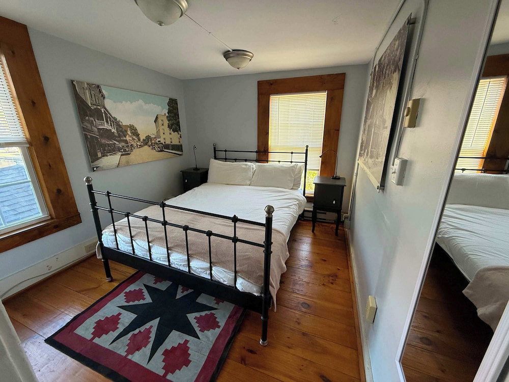 The Rosendale Roost