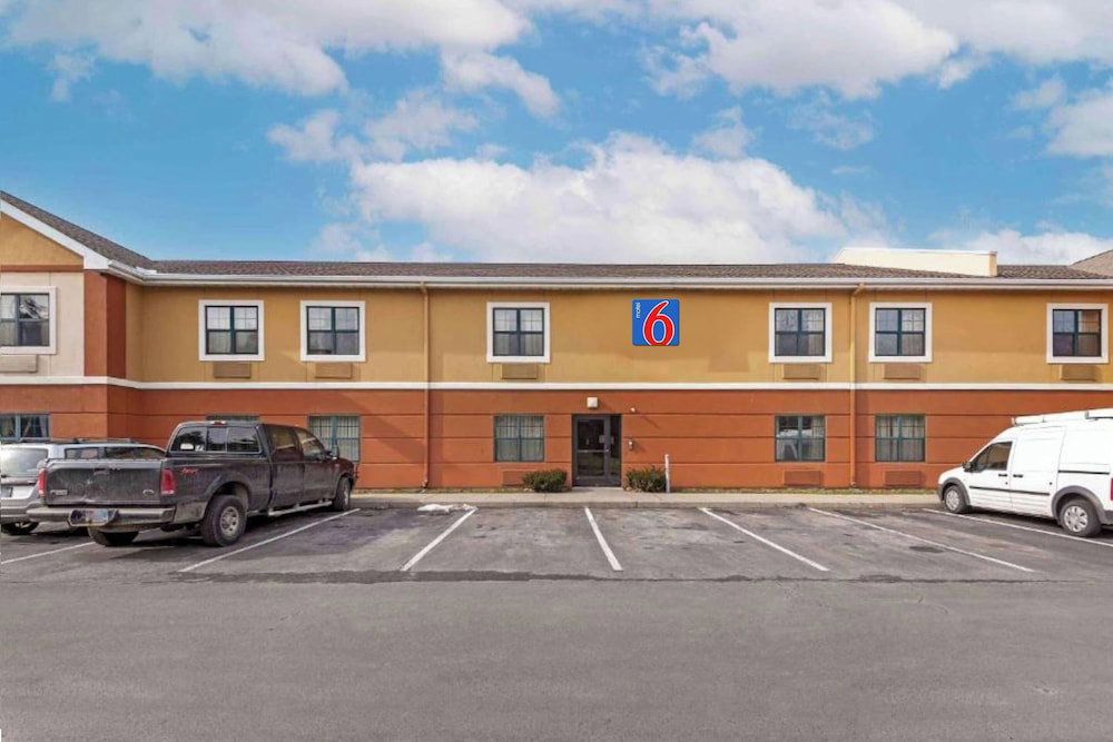 Hotel Motel 6 Suites Rochester Greece, Ny