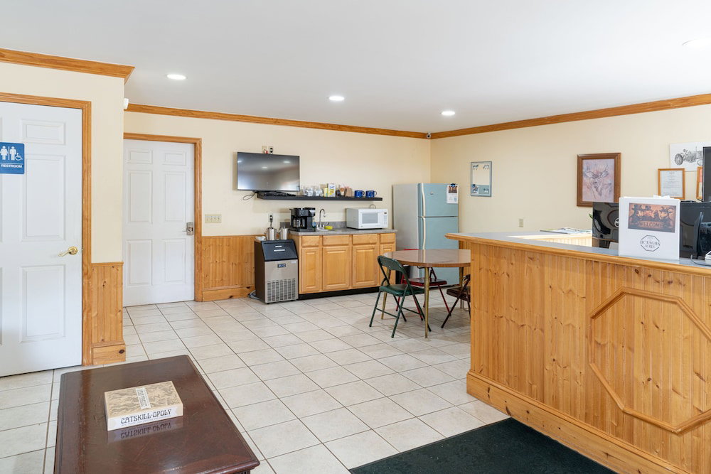 Inn At Octagon Acres