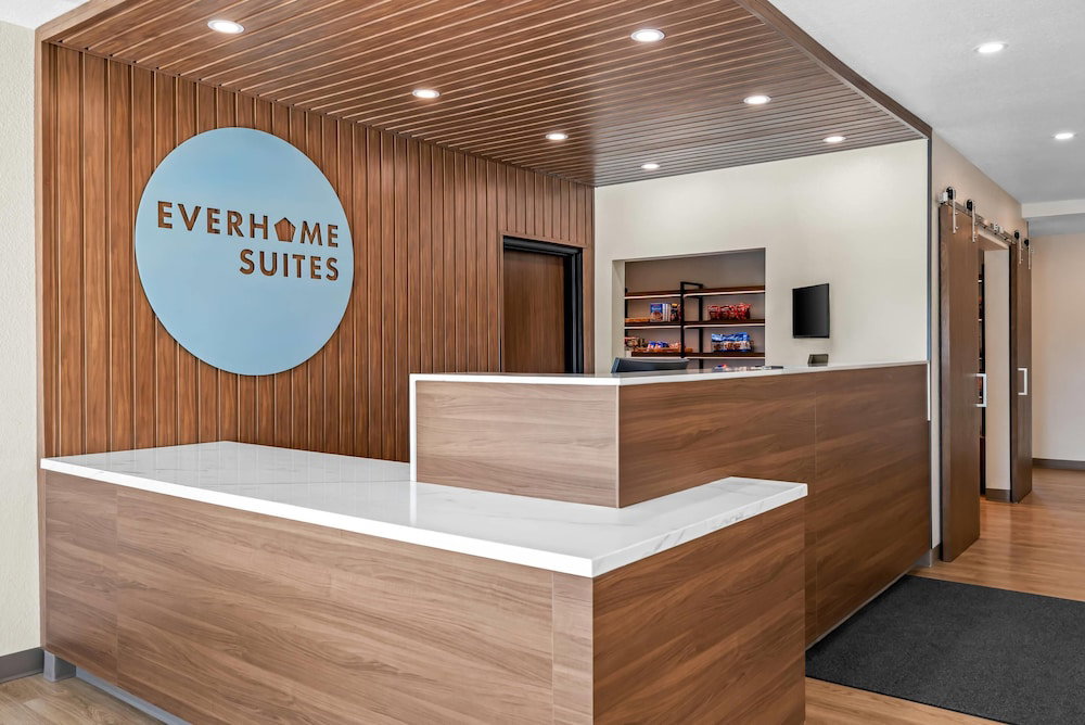 Everhome Suites Rochester Greece