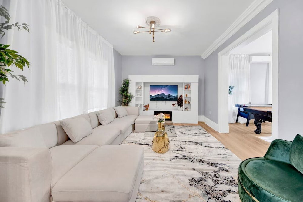 Hotel Luxury 3Br Family Home Game Room Parking