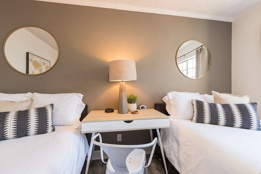 Shell Beach Inn
