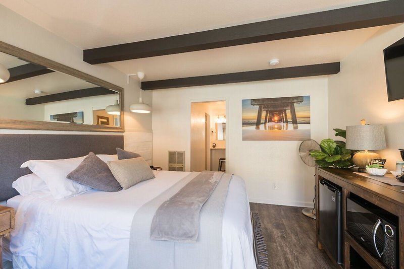 Shell Beach Inn