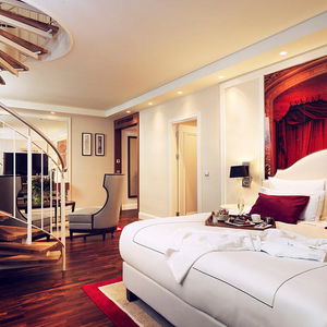 Hotel Titanic Gendarmenmarkt Berlin cazare Berlin