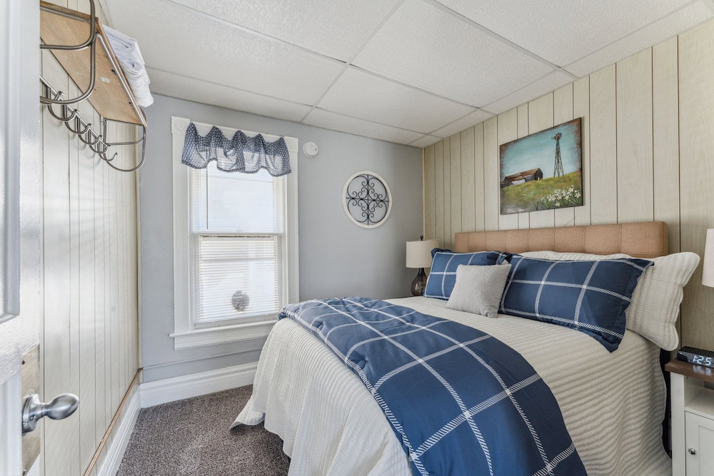 Hotel 2Br Near Niagara Falls Parking + Wifi