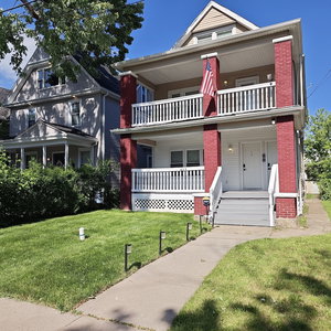 Hotel Modern Niagara Loft With Private Sunset Balcony 2 Bedroom Duplex cazare Niagara Falls