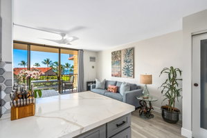 Hotel Chic & Elegant Oceanfront Vistas cazare Kihei