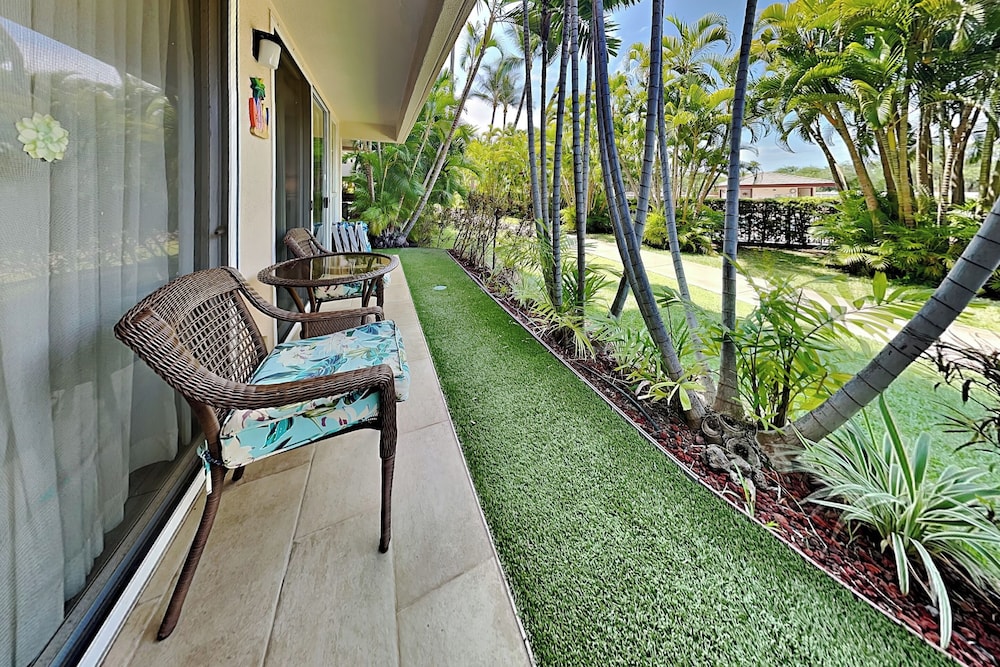 Hotel Maui Banyan G-105