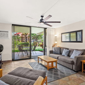 Hotel Kamaole Sands 7-109 - Romantic Getaway, Beautiful Renovation, Large Lanai, & Ac! cazare Wailea