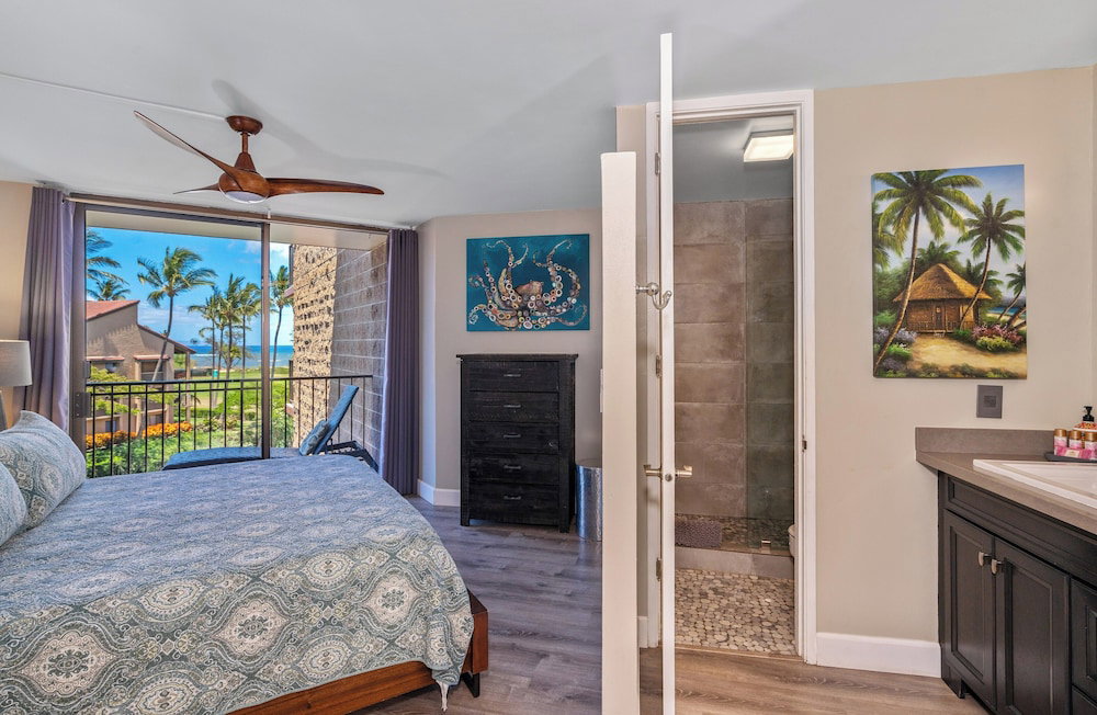 Sunny And Soothing Oceanfront Vistas