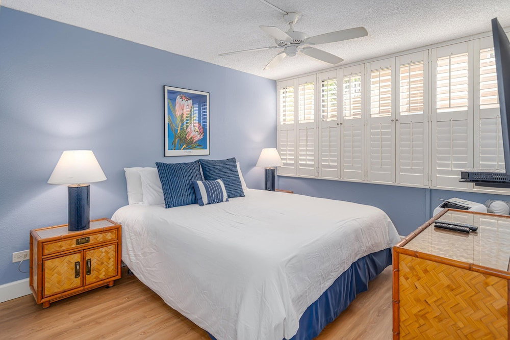 Kamaole Sands 6-303 - Courtyard And Ocean Views From Renovated 3Rd Floor Condo