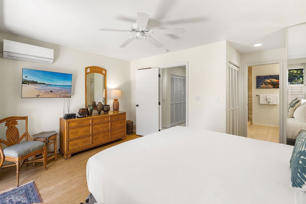 Maui Kamaole J-104 - Renovated, Private Ground Floor Unit, Two Lanais, Split Ac!