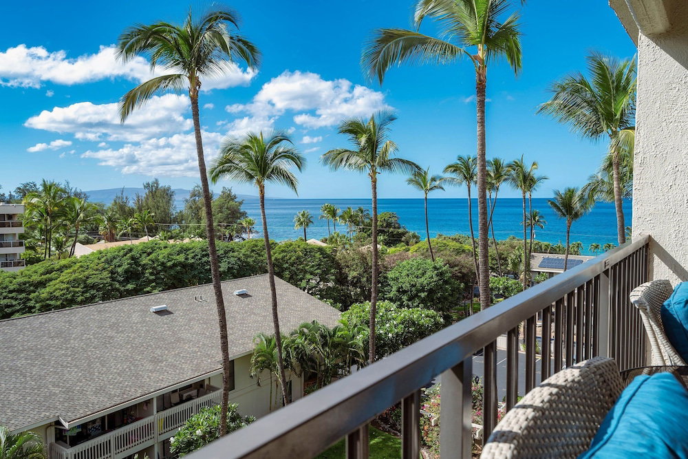 Hotel Budget Friendly - Kihei Akahi C-608, Ocean Views, Short Walk To Kamaole Beach Ii