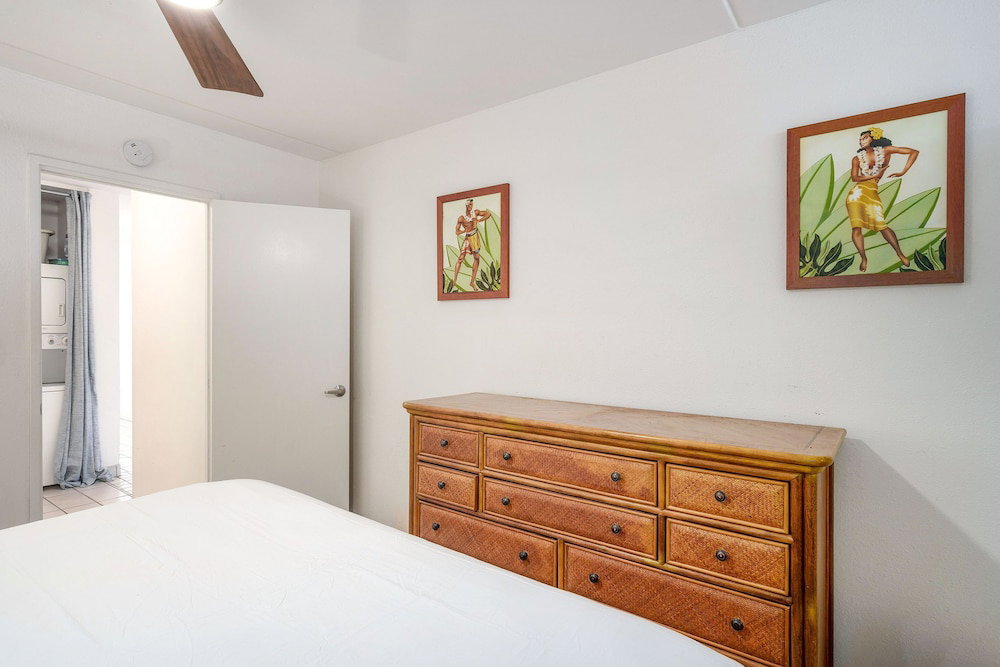 Budget Friendly - Kihei Akahi C-608, Ocean Views, Short Walk To Kamaole Beach Ii
