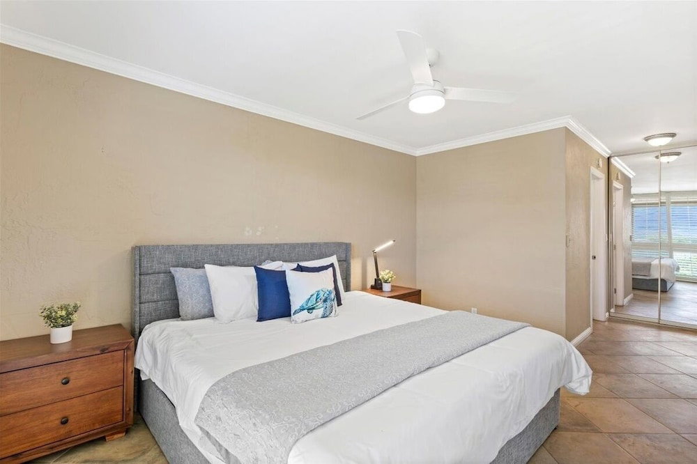 Nani Kai Hale 604 1 Bedroom Condo