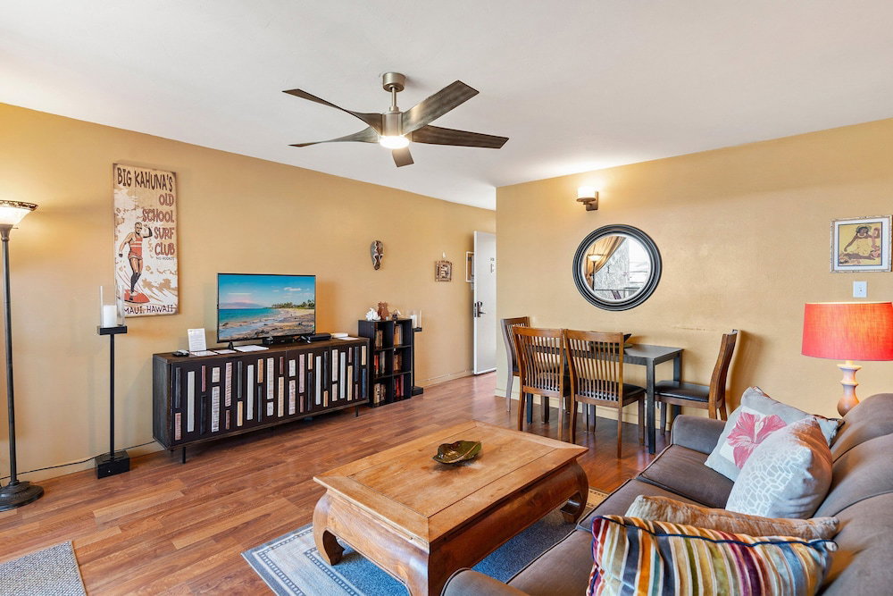 Hotel Kalama Terrace P-307 - 3Rd-Floor Walkup, 7 Min Walk To Charley Young Beach, Ac!