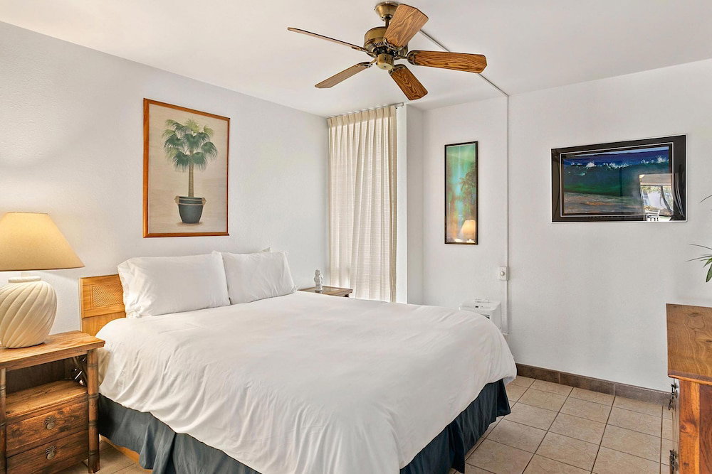 Maui Vista 3-102 - Updated, Ground Level, Steps To The Pool, Walk To Everything!